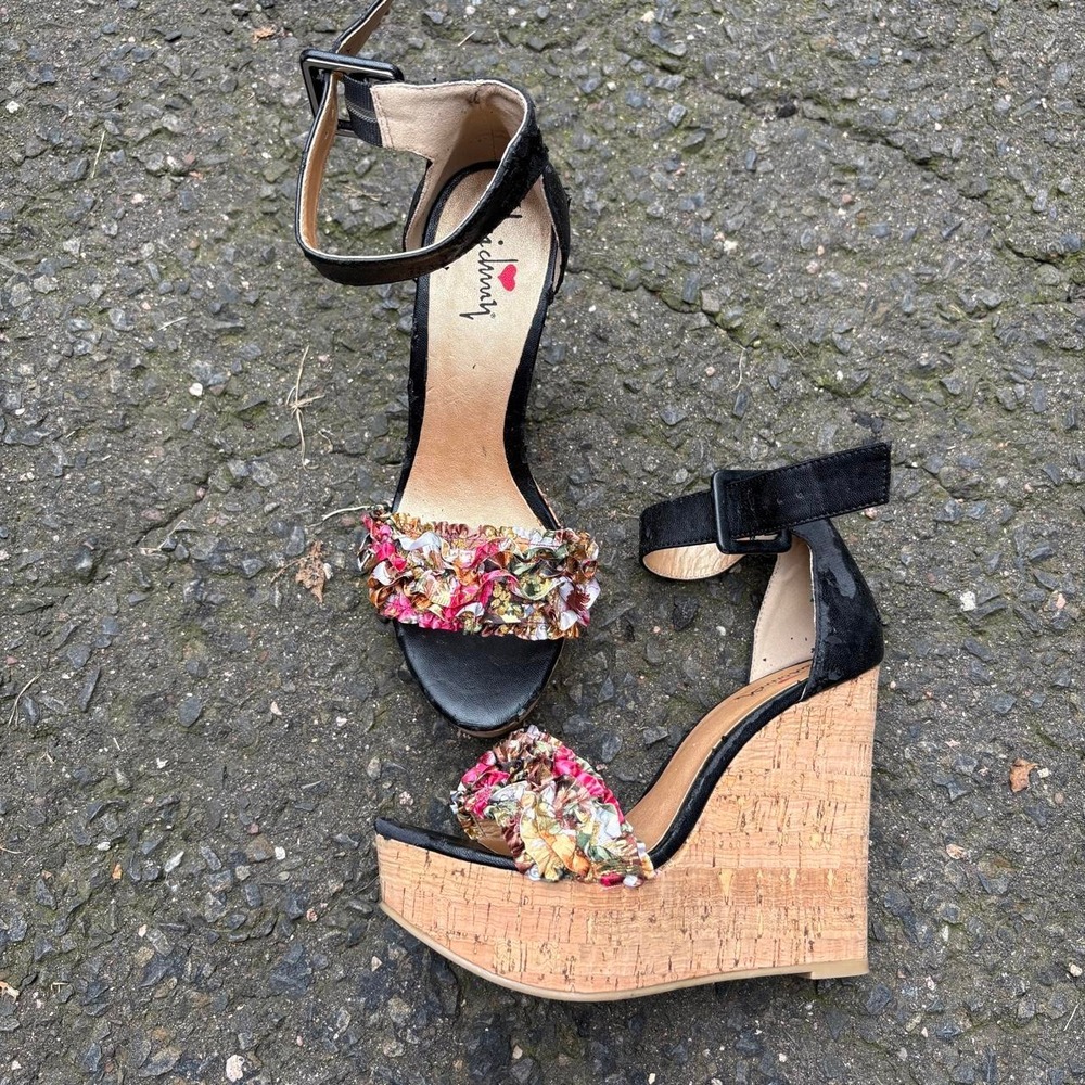Y2K 2000s Floral Ruffle Cork Platform Wedge Sandals Size 7